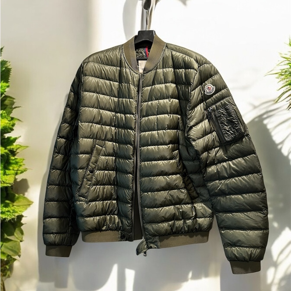 Moncler Dark Olive Green Puffer Jacket with Stand-Up Collar and Ribbed Cuffs